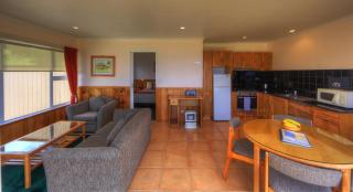 Islander Lodge Apartments - Burnt Pine - 7