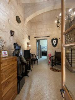 Sliema Group Townhouse, sleeps 12, Prime location - Sliema - 6