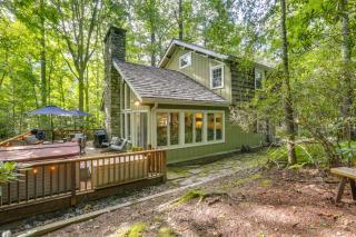 Well-Appointed Boone Home with Hot Tub and Gas Grill - Valle Crucis - 9