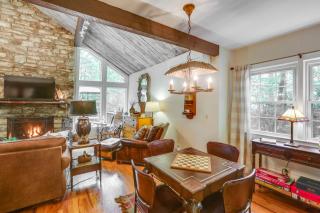 Well-Appointed Boone Home with Hot Tub and Gas Grill - Valle Crucis - 4