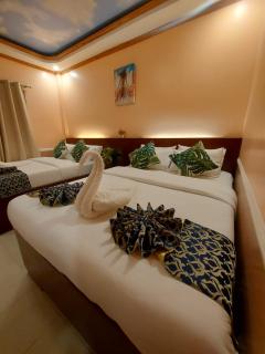 New Village Lodge - 1