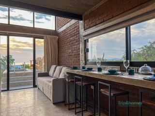 The Big Chill 1BR loft pool & rooftop - 4