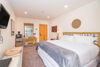 Bear Creek Lodge 108 by Alpine Lodging Telluride - 2
