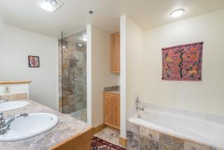 Bear Creek Lodge 108 by Alpine Lodging Telluride - 1