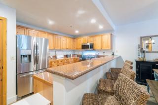 Bear Creek Lodge 111 by Alpine Lodging Telluride - 6