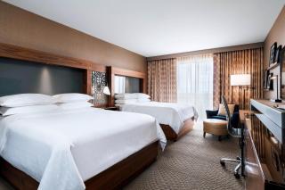 Sheraton Toronto Airport Hotel & Conference Centre - 4