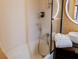 Lodge luxe au golf avec bain à remous, piscine, salles de sport et bien-être, jeux pour tous âges - FR-1-582-371 - 5