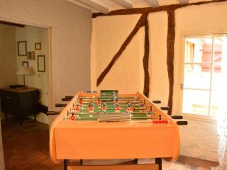 Gîte familial à Arrou avec jardin, babyfoot, mezzanine suspendue et cuisine équipée - FR-1-581-93 - 8