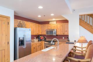 Bear Creek Lodge 403 by Alpine Lodging Telluride - 7