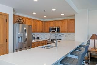 Bear Creek Lodge 209A by Alpine Lodging Telluride - 5