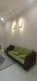 TEJAH HOMESTAY - Johor Bahru - 9