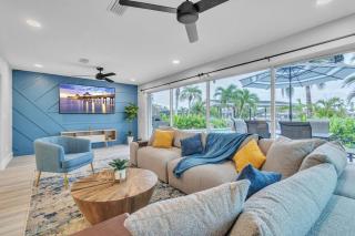 Waterfront 4BR Home with Heated Pool, Boat Lift, Free Parking, Near Beach, Sleeps 11! - 9