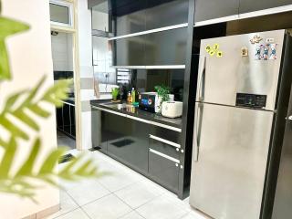 Setia Tropika Serenity: 4Bedroom Landed 12-16pax - 1