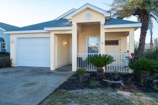 PALM COVE VACATION HOME- One level, Community pool, Pet Friendly - Panama City Beach - 9