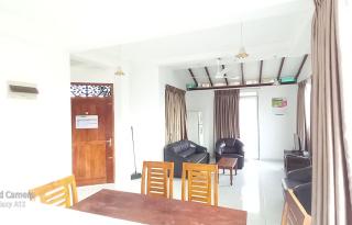 32A - Mount Lavinia - 0