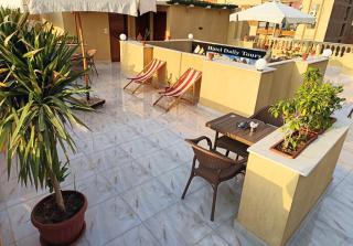 Discover pyramids inn - 1