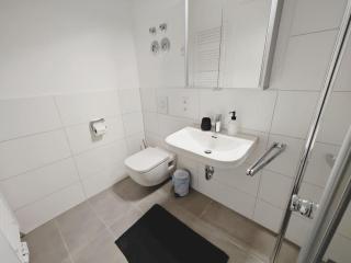 TiCasa BLACK-Zentral-Outlet-Aufzug-Stylisch-Unique - Metzingen - 6