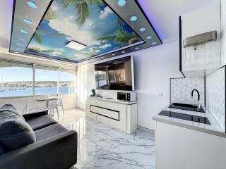 Studio Prestige, île des pêcheurs, vue port - 3