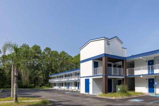 Travelodge by Wyndham Kingsland GA - Kingsland - 4