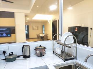 Queensway Homestay2 -1st Floor, 4 Rooms 10pax - Sibu - 5