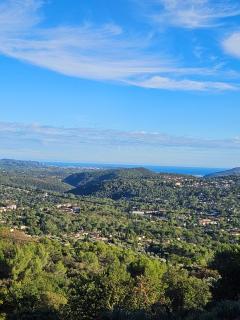 Vue mer, au calme, avec jardin ! - Spéracèdes - 9