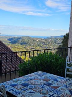 Vue mer, au calme, avec jardin ! - Spéracèdes - 8