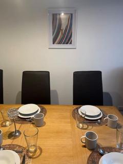 Substantial 5 Bed Townhouse - 3