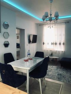 Bluemoon-Apartment with Parking - 4