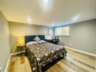 Green Lake 1st Line Home C Full Modern Remodeled - Seattle - 3