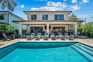Heated Saltwater Pool, Arcades, Golf - 5min to Las Olas Boulevard - Fort Lauderdale - 9