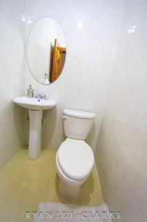 Shan's Manor.... Excellent Location!!! - Kingston - 6