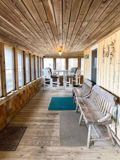 Serendipity OBX: Oceanside Cottage on the Beach Rd - Kitty Hawk - 4