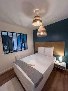 L‘Éden au Porte de Paris Metro 9 - 6