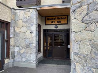Charmant Appartement à Tignes Val Claret, Près des Commerces et Pistes, WiFi et Balcon Inclus - FR-1-641-26 - Tignes - 8