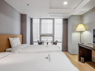 Haeundae Seacloud Hotel Residence - Busan - 5