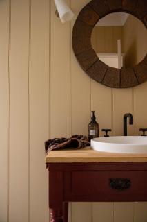 Log Box Red Hill - 3