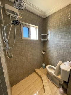 Big & confortable studio in Osu - Accra - 1