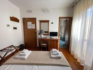 Hotel La Piazzetta - Castellammare del Golfo - 1