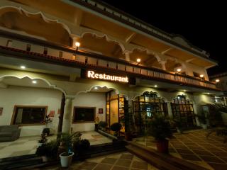 Hotel Royal Palace - Sāgar - 9