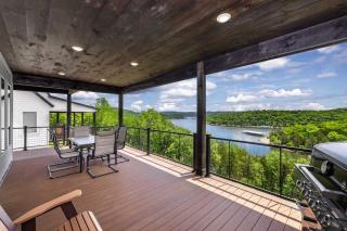 BRAND NEW! FREE amenities and a Gorgeous Lakefront Luxury Cabin with 2 Resort Pools - Kimberling City - 9