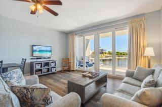 Low Floor 3BD plus Bunks Condo! Family Resort! 5 Pools! Free Beach Chair Service! - Panama City Beach - 8