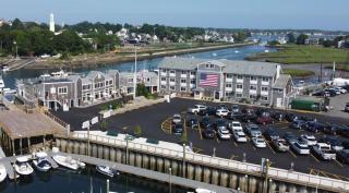 The Hotel at Cape Ann Marina - Gloucester - 5