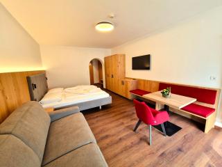 Hotel Tanja-Sonnenhof - 1