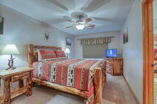 Smoky Mountain Getaway cabin - 1