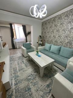 Christina's Stylish Stay at Shinararner 6 / 1, Ajapniak, Yerevan - Yerevan - 0