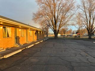 Tops Motel - Burley - 8