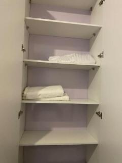 2BR Modern apartment - 4