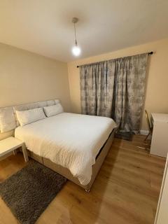 Shared House in Chakeshill Drive - Bristol - 8