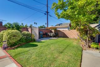 North Hills Home with Outdoor Entertaining Space - North Hills - 9