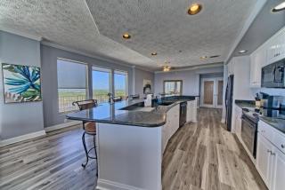 Spacious Tropical Condominium at 17th Floor with Beach and Pool Access - Unit 1707 - 4